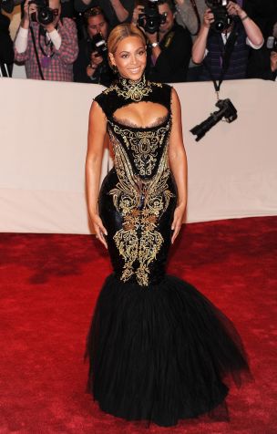 Beyoncé no Met Gala 2011 • Dimitrios Kambouris/FilmMagic