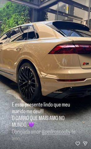 Cintia Dicker ganhou um carro do marido, Pedro Scooby • Reprodução/Instagram/Cintia Dicker