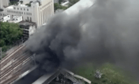Incêndio provocado por colisão de trens na Tailândia deixa oito mortos