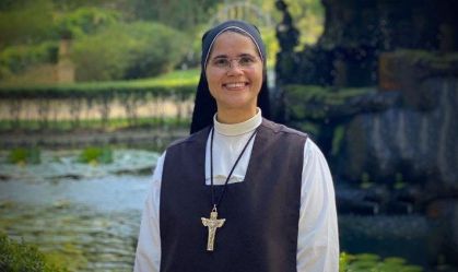 FREIRA MORRE AFOGAMENTEO