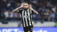 Atlético-MG é fatal e vence Cruzeiro em jogo com expulsões e pênaltis