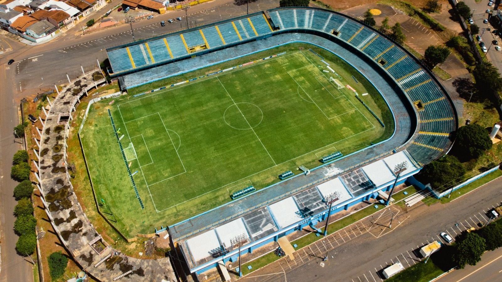 Estádio Jonas Duarte, em Goiás