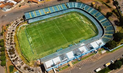 Estádio Jonas Duarte, em Goiás