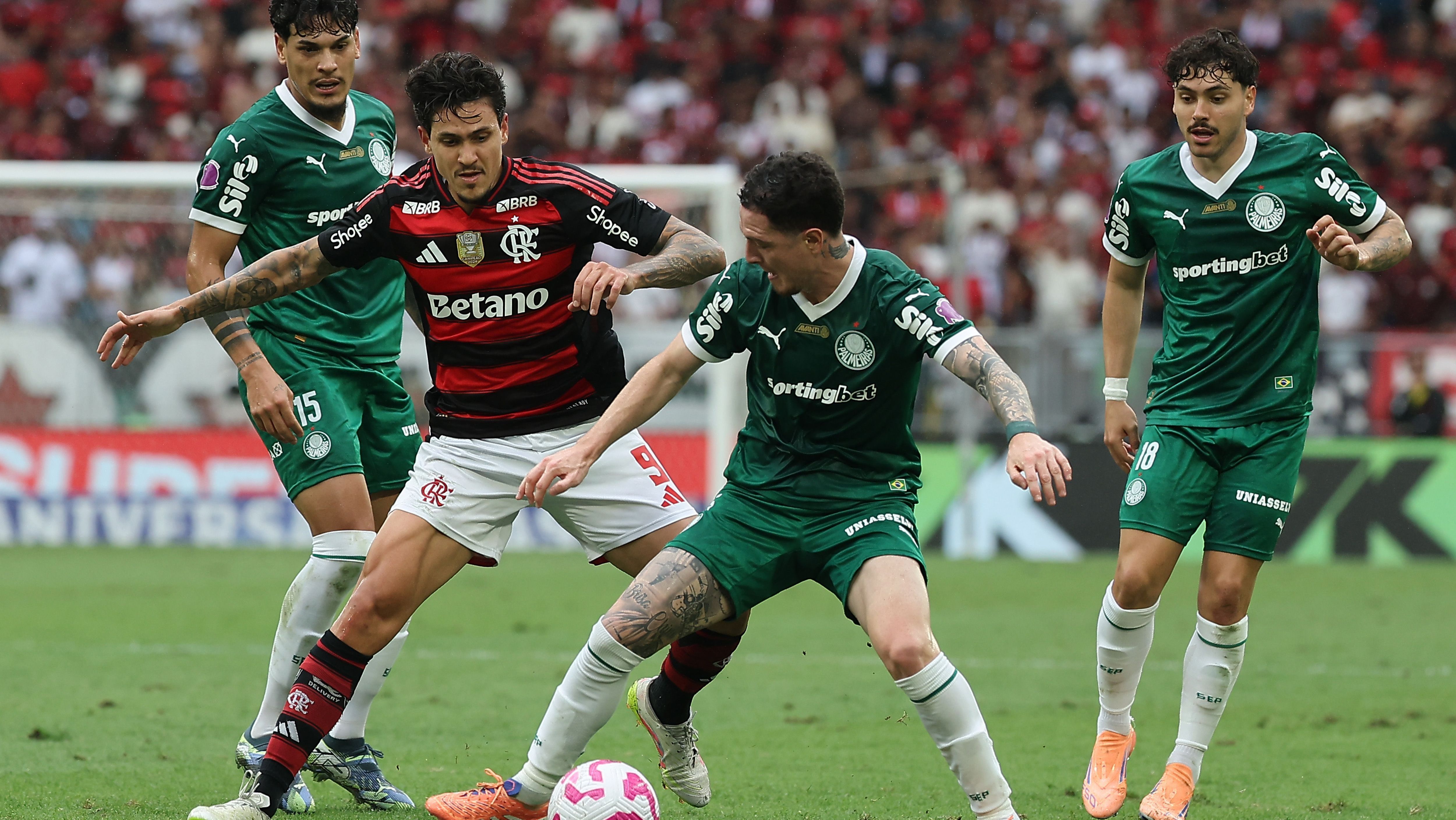 Último confronto entre Flamengo e Palmeiras no Brasileirão foi em outubro de 2025