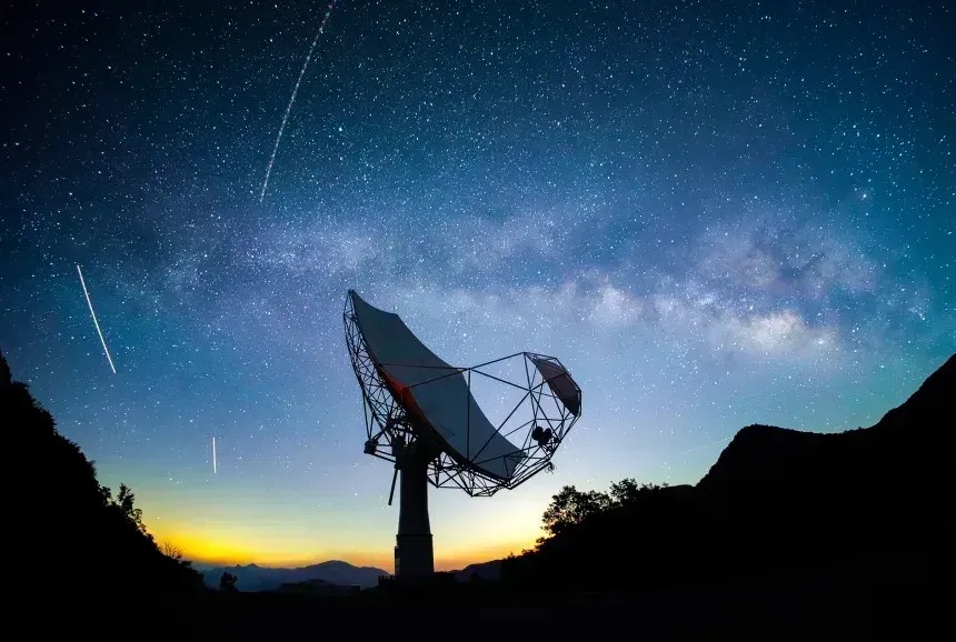 Os radiotelescópios informam os astrônomos sobre asteroides através dos dados de radar planetário que coletam • Zhou Guoqiang/VCG/Getty Images/ARQUIVO