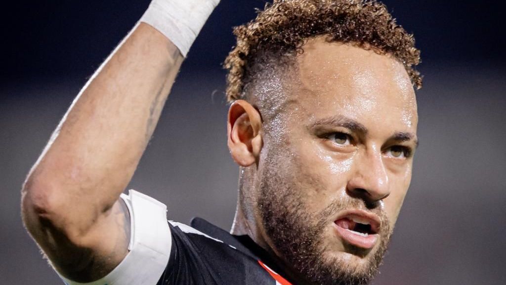 Neymar comemora gol que marcou para o Santos contra o Recoleta pela Copa Sul-Americana