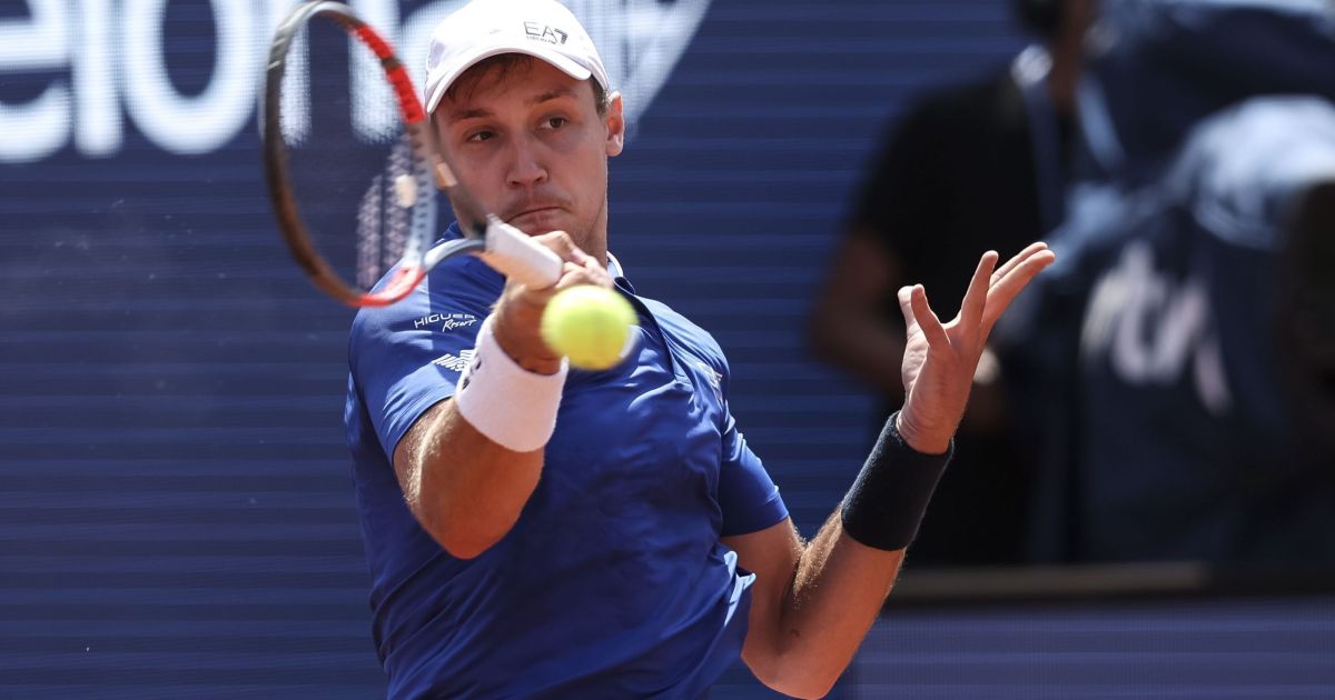 Medjedovic vence e será o adversário de João Fonseca no Masters de Roma