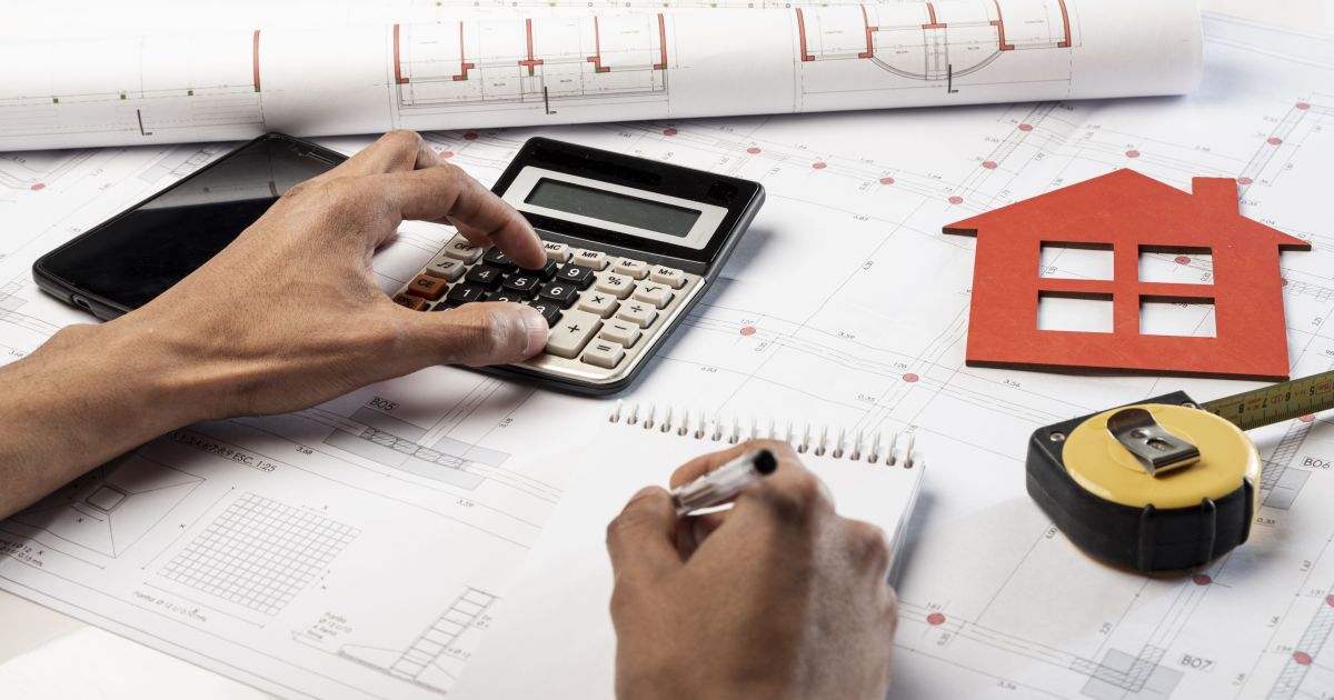 Selic a 14,5% enterra o sonho da casa própria? Entenda como os juros altos travam o crédito imobiliário