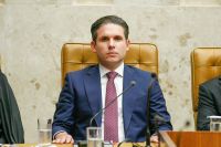 Moraes arquiva inquérito contra Motta por malas que não passaram em raio-x