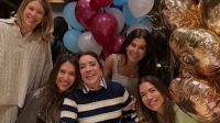 Filhas de Silvio Santos posam juntas e detalhe chama atenção: "Tudo igual"