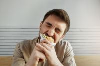 Por que ficamos irritados ao sentir fome? Estudo investiga motivos