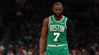 NBA multa astro do Boston Celtics por críticas à arbitragem após eliminação