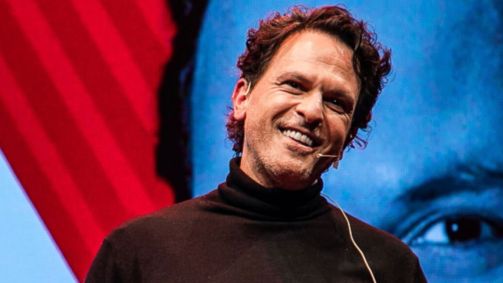 João Marcello Bôscoli, filho mais velho de Elis Regina, critica ex-padrasto