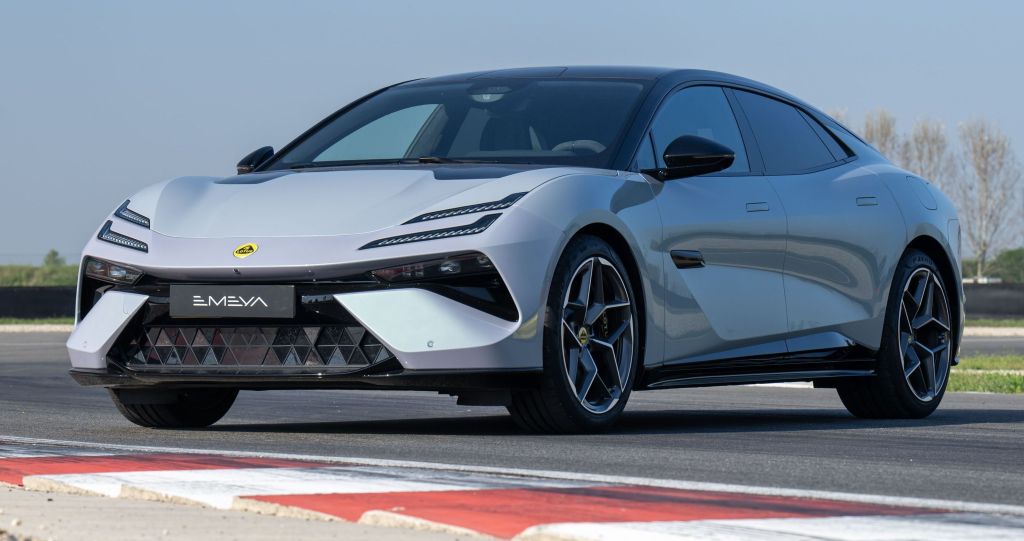 Lotus Emeya: esportivo elétrico está confirmado no Brasil