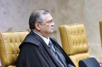Dino vota para derrubar anistia a partidos que descumpriram cotas raciais