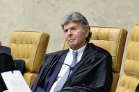 Fux nega pedido da Alerj e mantém Ricardo Couto no governo do Rio