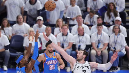 Lance de Thunder x Spurs, pela final da Conferência Oeste da NBA