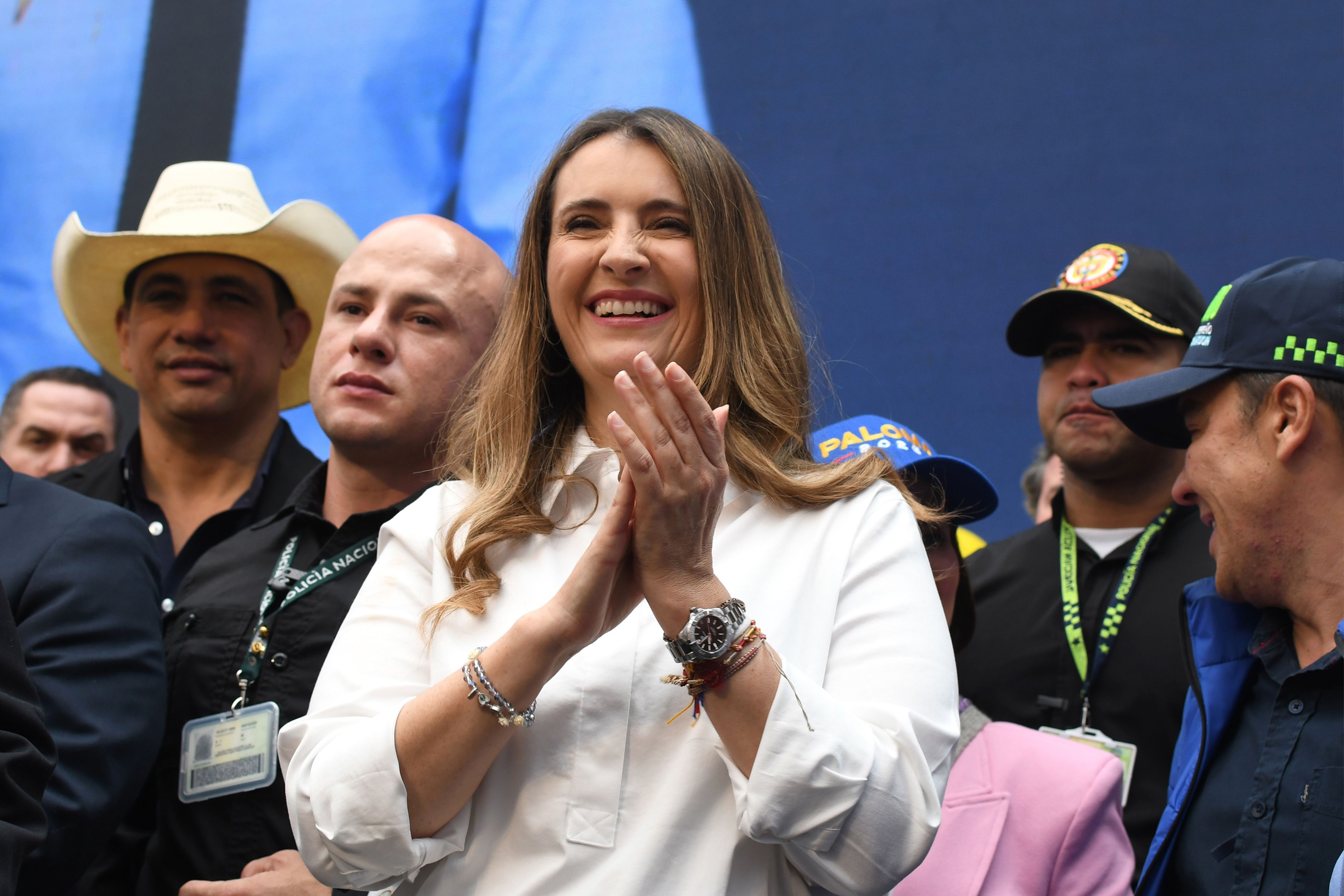 A candidata à presidência da Colômbia, Paloma Valencia, participa da inscrição de sua candidatura e de seu vice, Juan Daniel Oviedo, em 13 de março de 2026, em Bogotá, Colômbia. • Andres Lozano/Long Visual Press/Universal Images Group via Getty Images