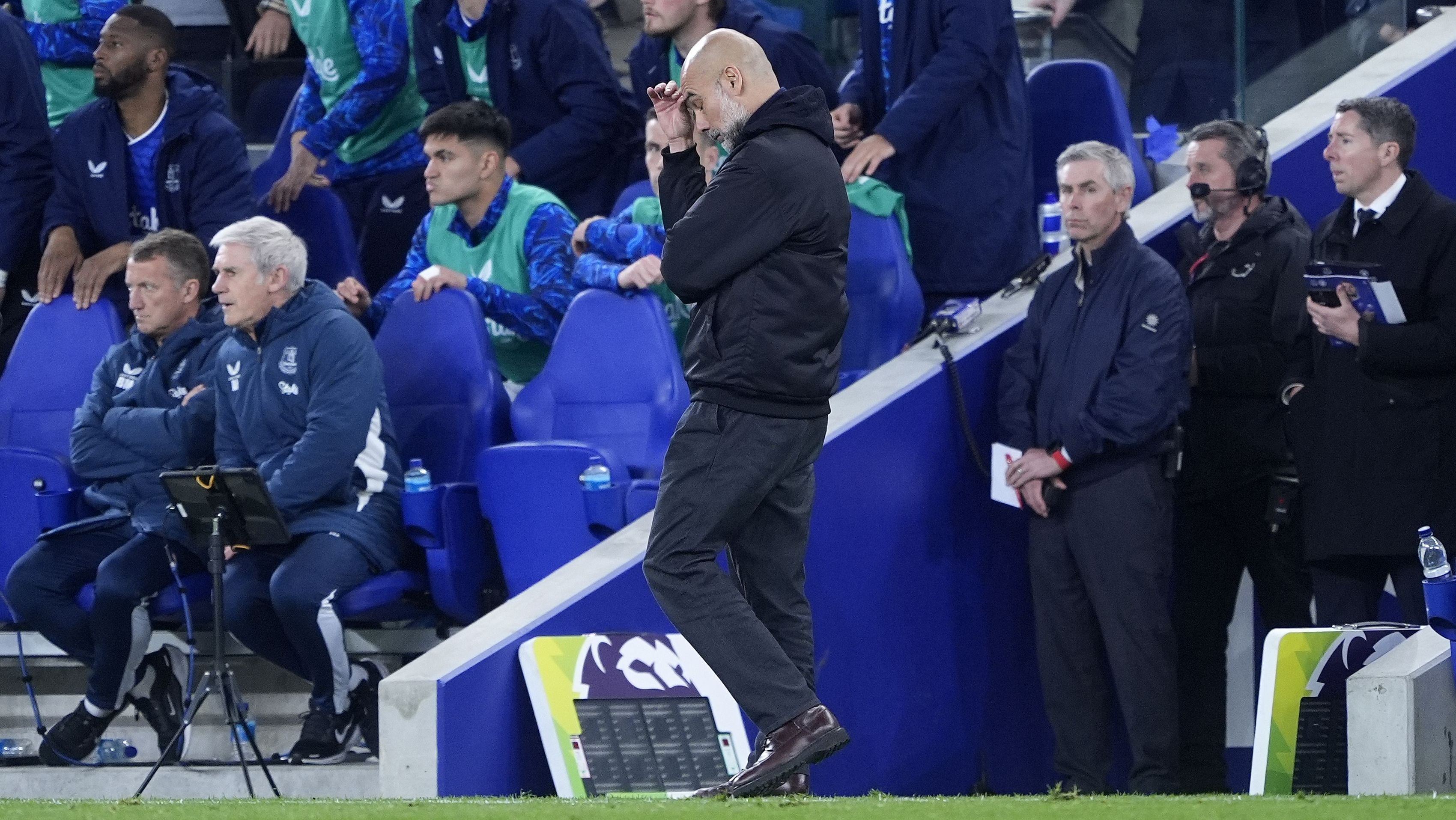 Pep Guardiola no empate do Manchester City com o Everton pela Premier League