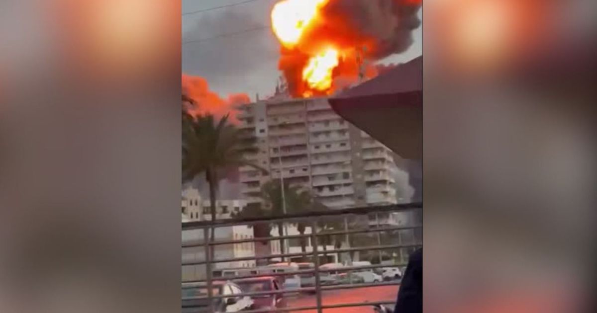 Israel lança ataques contra Líbano em meio a negociações por cessar-fogo