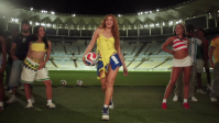 Shakira anuncia música oficial da Copa do Mundo com clipe no Maracanã