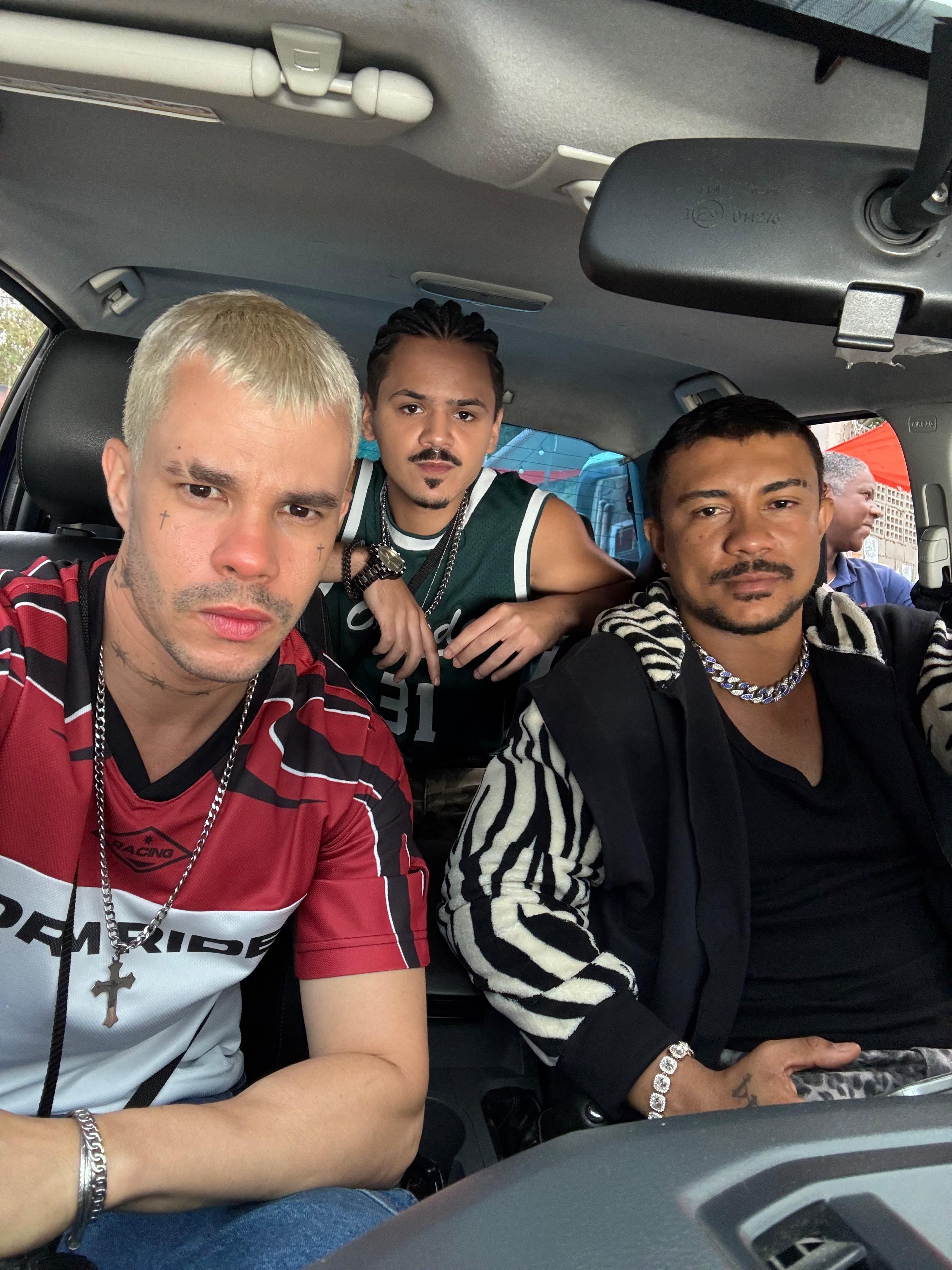 Vinicius Teixeira, Xamã e Lucas Righ nas gravações de "Três Graças" • Acervo Pessoal/Vinicius Teixeira
