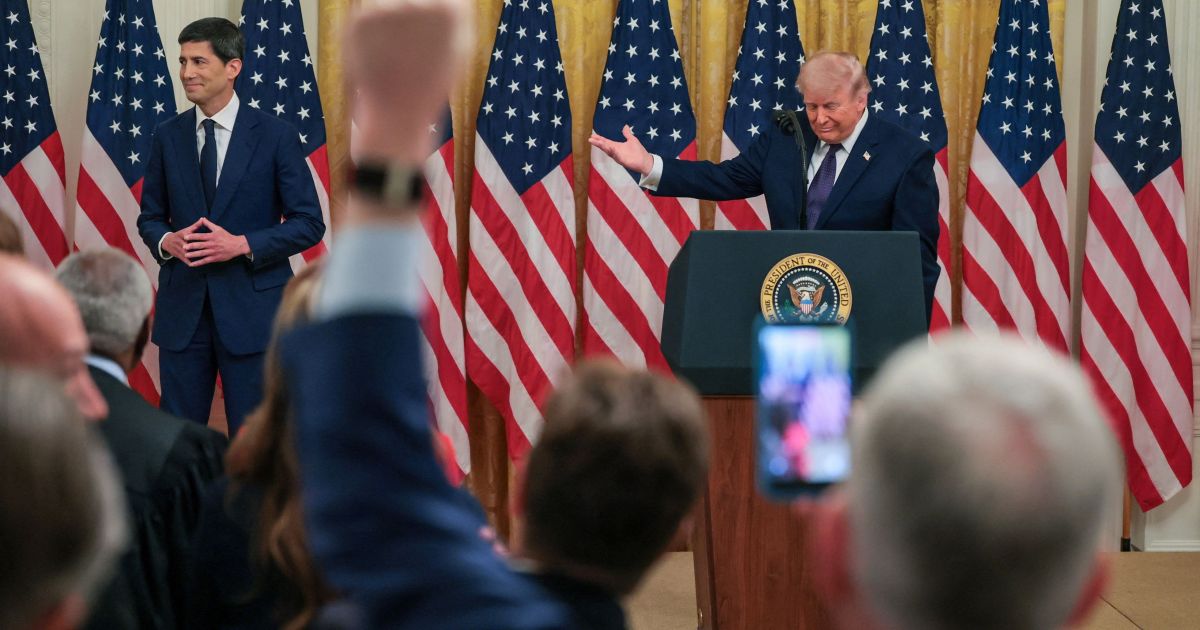 Trump diz que quer que novo chair do Fed, Warsh, seja independente