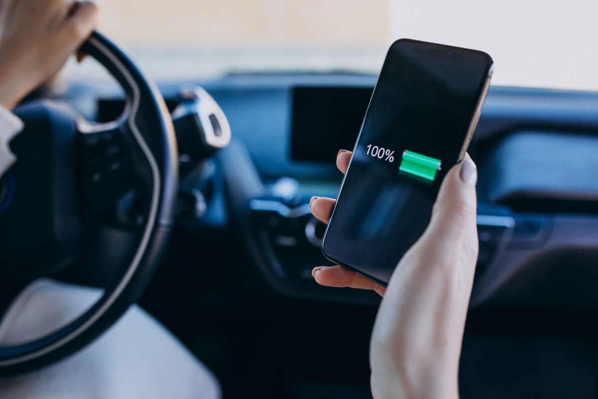 Saiba os sinais de que a bateria do seu carro pode virar um problema