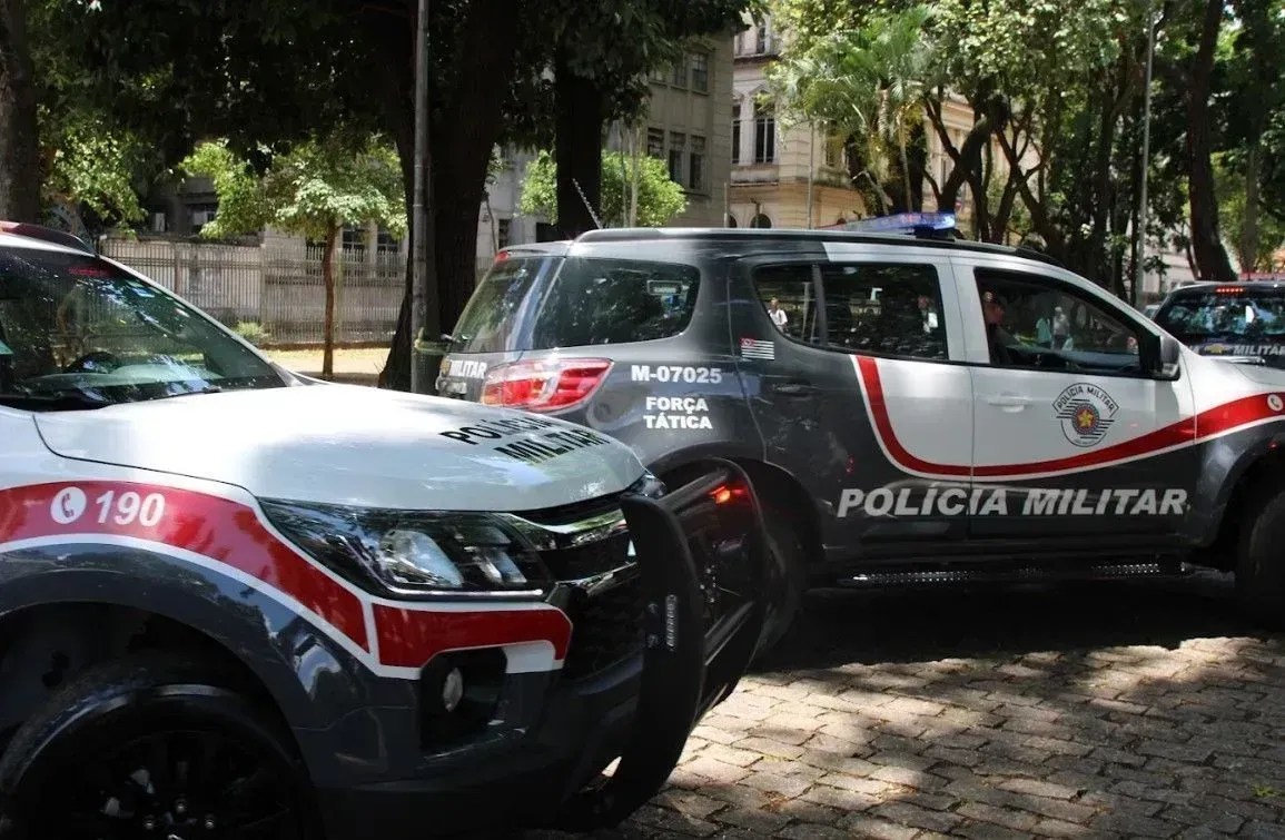 Viaturas da Polícia Militar, que abriu concurso na última segunda-feira (15)
