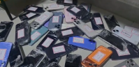 Polícia encontra “central” de celulares roubados com “jammer