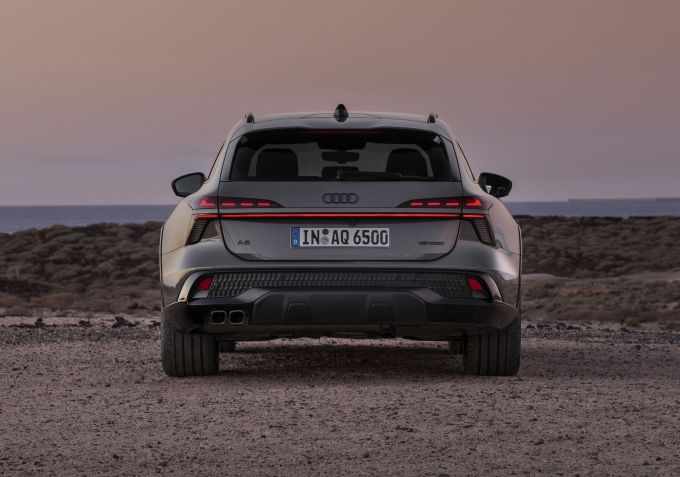 Audi A6 allroad • Divulgação / Audi