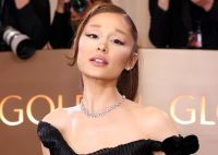 Ariana Grande inaugura Brighter Days Ahead, fundação LGBT+