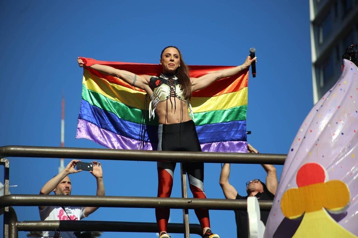 Mel C, das Spice Girls, cantou na Parada de 2019 • Patrícia Devoraes/AgNews