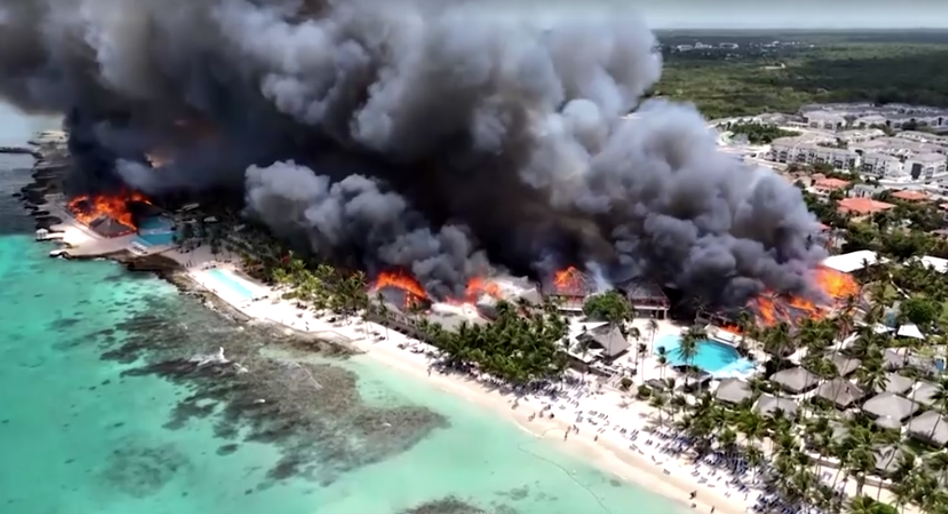 Imagem mostra incêndio em resort na República Dominicana