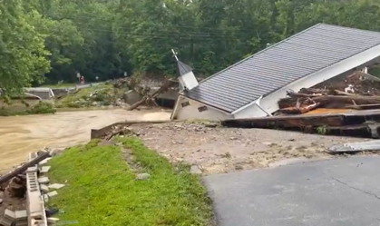 Vídeo mostra danos à Million Church, em Richmond, Kentucky, após as inundações deste sábado (27)