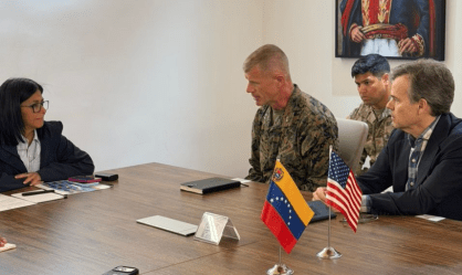 A presidente interina da Venezuela, Delcy Rodríguez se reúne com autoridades dos EUA para coordenar ajuda em meio aos terremotos que atingiram o país