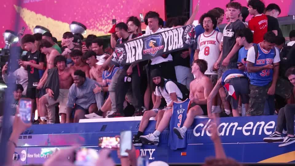 'Knicks in five!' fans celebrate team's first NBA championship since 1973 in New York