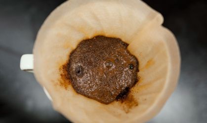 borra-cafe-entope-ou-desentope-pia.