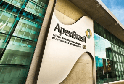 Apex contrata advogados para auxiliar setores contra tarifa dos EUA