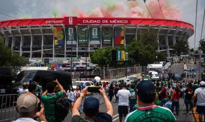 Arredores do Estádio Cidade do México antes da estreia da Copa do Mundo