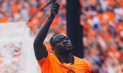 Brobbey marcou o segundo gol da Holanda