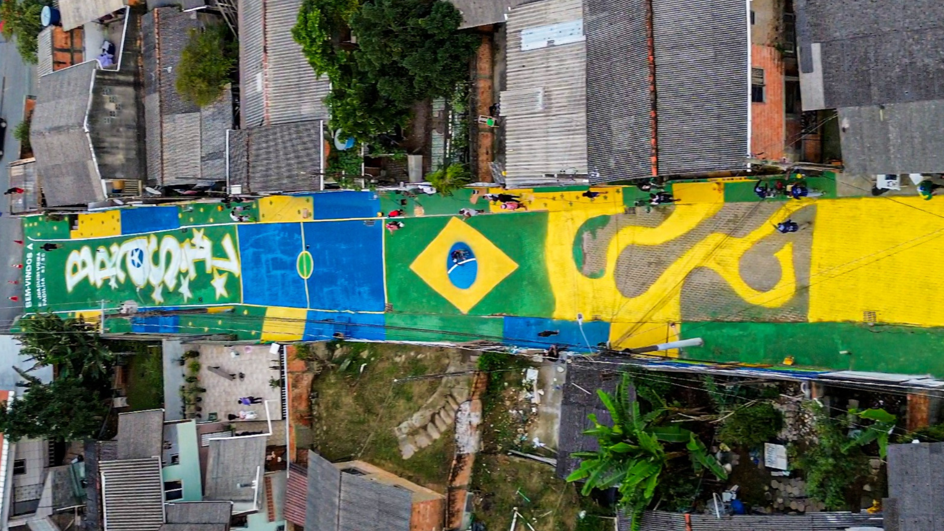 Rua em São José, na Grande Florianópolis, em Santa Catarina • Foto: Divulgação/AkzoNobel/Coral