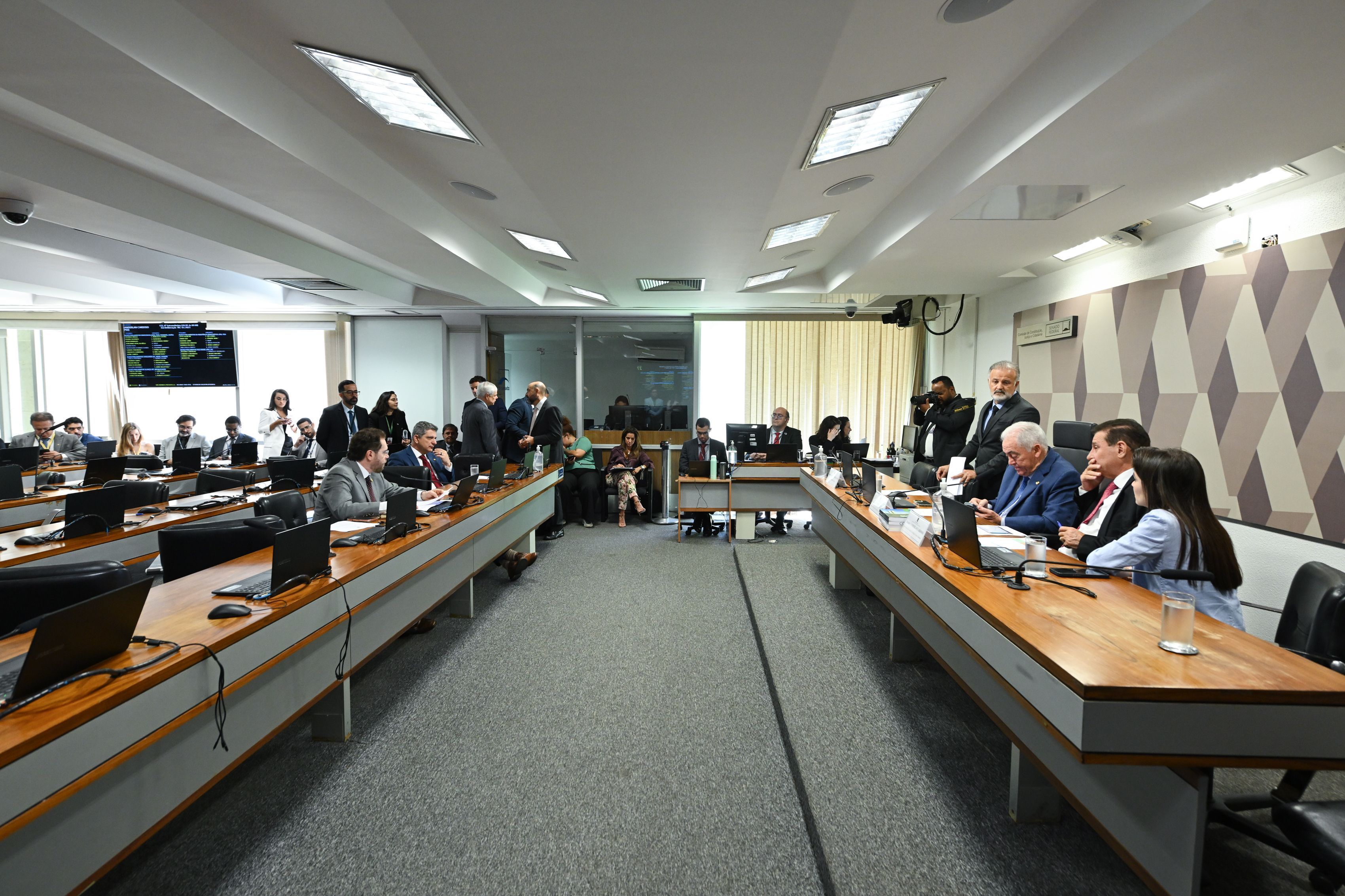 CCJ - Comissão de Constituição, Justiça e Cidadania
