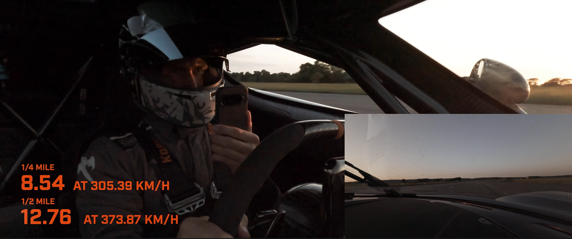 Momento dos recordes de aceleração. O piloto filma com o celular enquanto guia o carro. • Reprodução / Koenigsegg Youtube