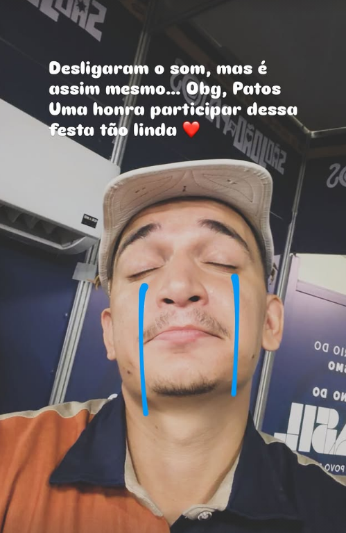 Cantor João Gomes desabafa nas redes sociais após ter som cortado em show na Paraíba • Reprodução/Instagram
