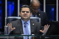 Senado deve iniciar discussões sobre fim da escala 6×1 nesta