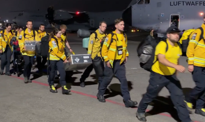 Equipes de busca e resgate chegam à Venezuela