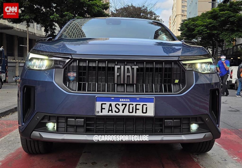 Fiat Fastback 2027 Edição 50 Anos flagrado em Belo Horizonte