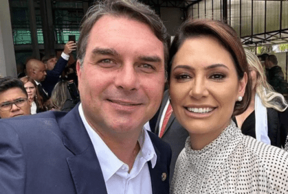 Flávio nega jogo político após crise com Michelle: "Não tenho mais relação"