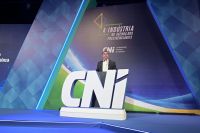 Flávio diz que "canetadas" do STF criam "insegurança jurídica" no país